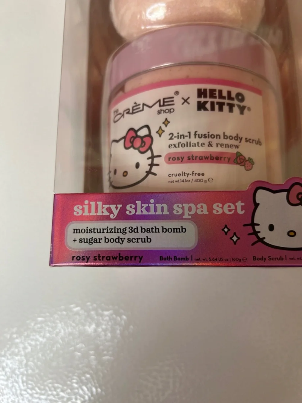 The Crème Shop x Hello Kitty Rosy Strawberry Silky Skin Spa Set - Pink
